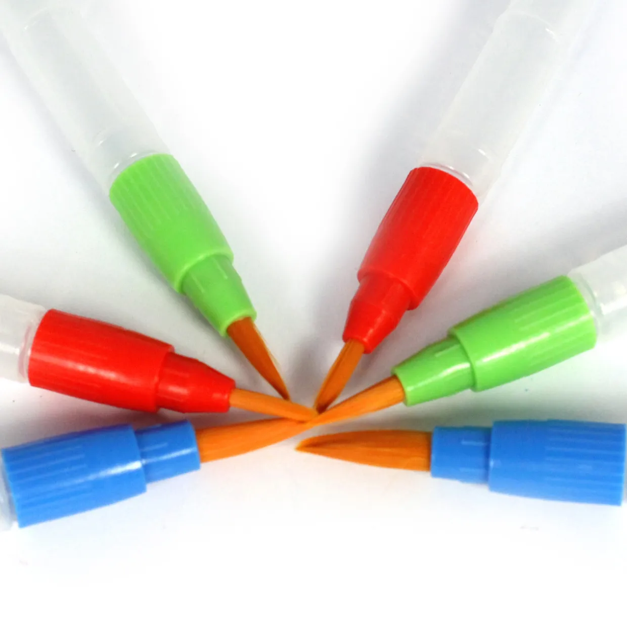 refillable_water_brushes_1.webp Refillable Water Brushes